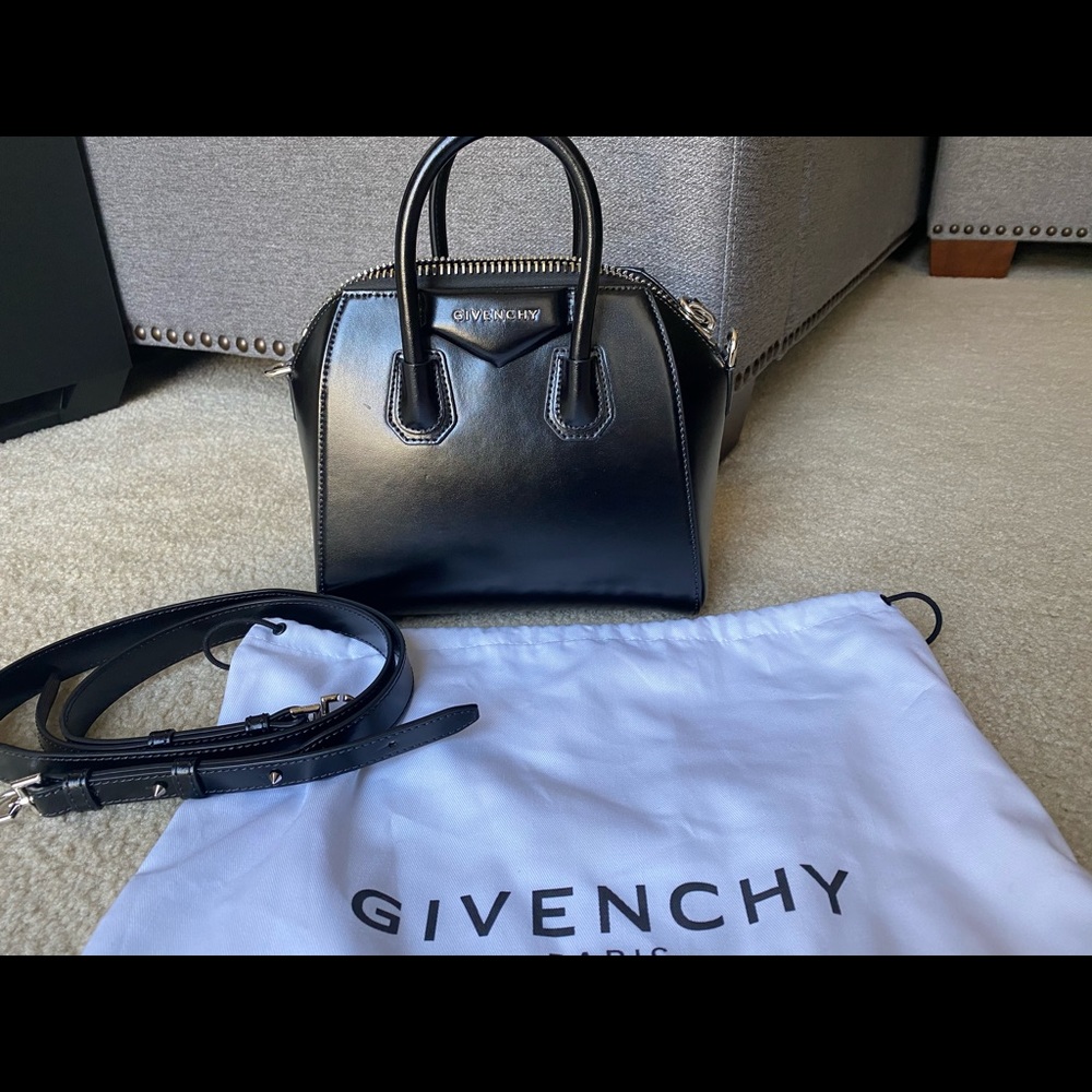 Givenchy Antigona Mini Black
